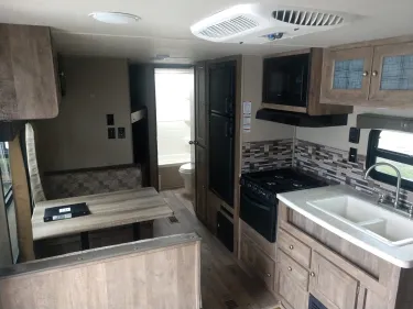 2018 25 Palomino Puma 22RBC photo 4