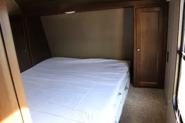 2018 29' Keystone Hideout 262LHS photo 3